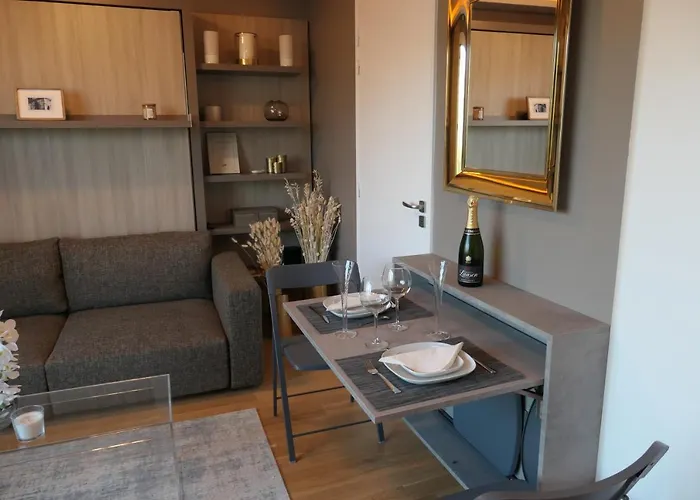 Luxury Daumesnil Wifi & Netflix * Παρίσι